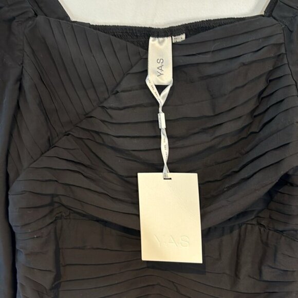 Yasdanube Smocked Wrap Crop Top Black Medium - Picture 3 of 9